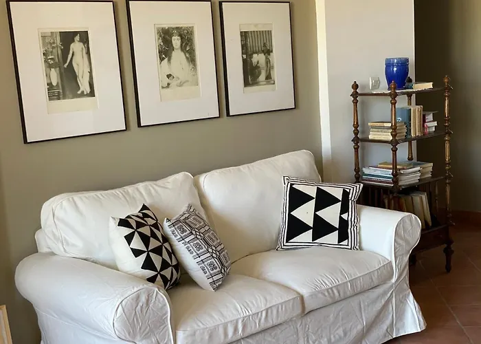 Rex - Bebeka's מלון