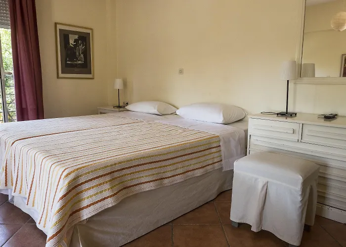 Rex - Bebeka's Hotel 3*